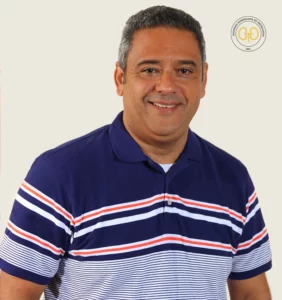 Dr. Máximo Suero